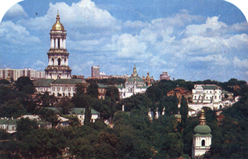 Lavra.jpg (62065 bytes)